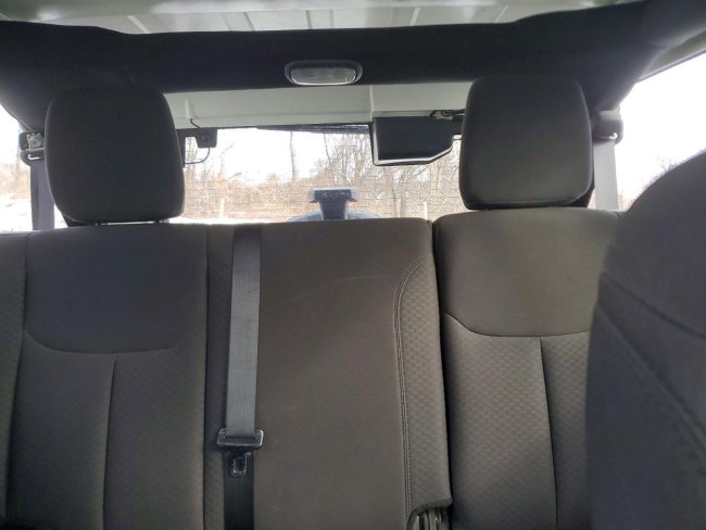 Salvage 2016 Jeep Wrangler Unlimited Sport in Green