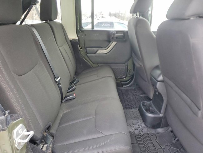 Salvage 2016 Jeep Wrangler Unlimited Sport in Green