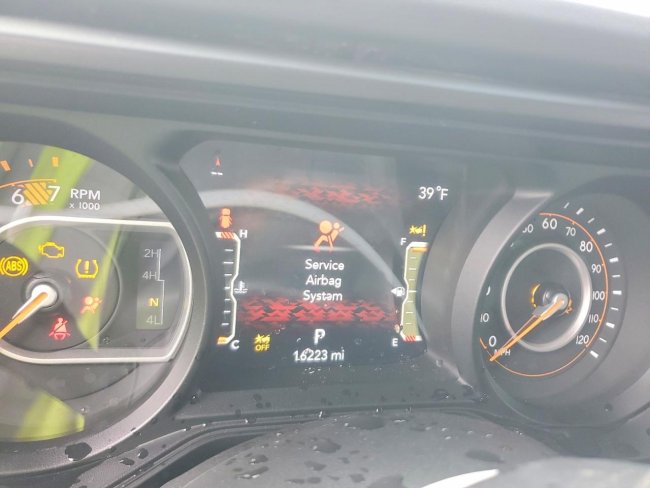 Salvage 2024 Jeep Wrangler Sahara in Green