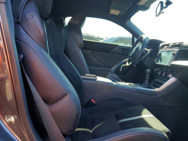 Salvage 2024 Toyota Gr86 Premium in Gray