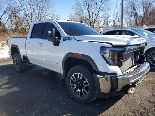 Salvage 2025 Gmc Sierra Sle in White