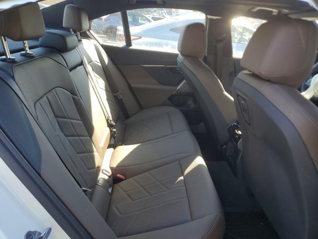 Salvage 2026 Bmw I5 Xdrive 40 in Белый