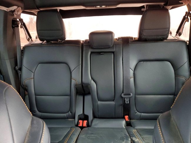 Salvage 2022 Ford Bronco Badlands in Синий