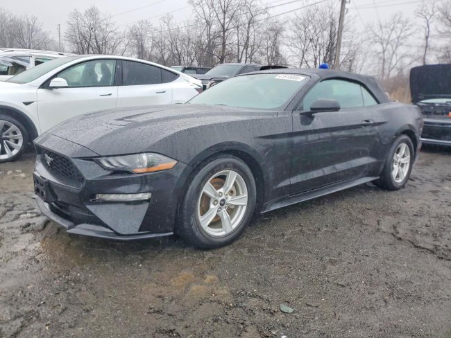 Salvage 2020 Ford Mustang  in Black