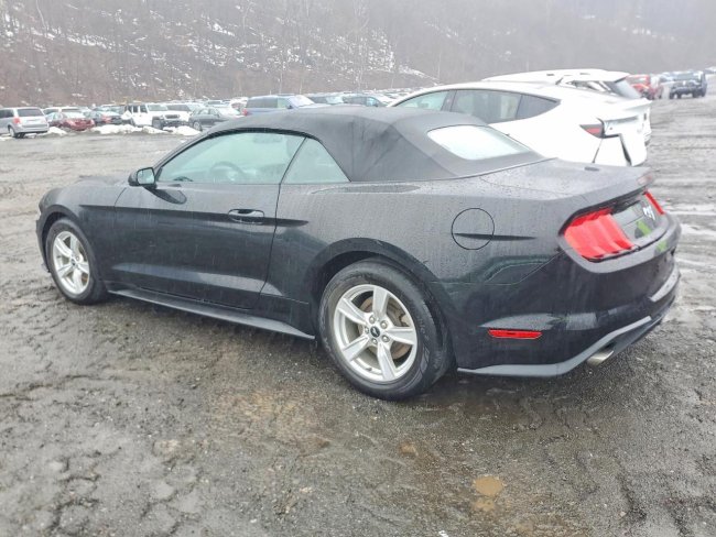Salvage 2020 Ford Mustang  in Black