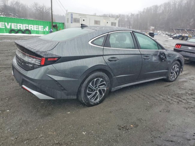 Salvage 2026 Hyundai Sonata Hybrid Blue in Gray