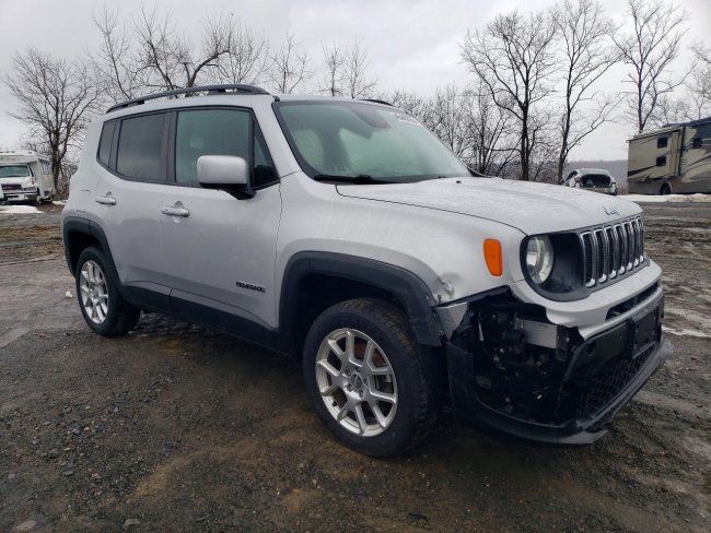 Salvage 2019 Jeep Renegade Latitude in Gray