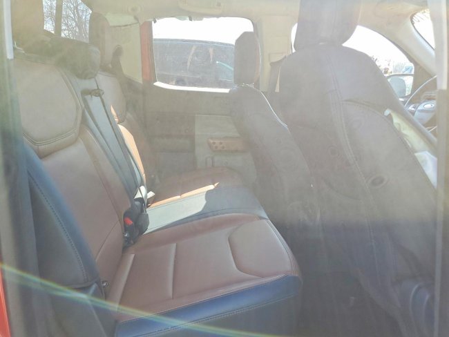 Salvage 2024 Ford Maverick Lariat in Оранжевый