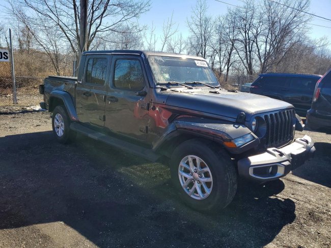Salvage 2023 Jeep Gladiator  in Gray