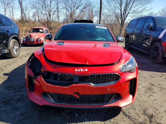 Salvage 2023 Kia Stinger Gt2 in Red
