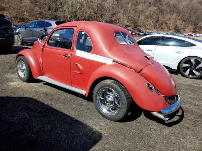 Salvage 1969 Volkswagen Beetle  in Red