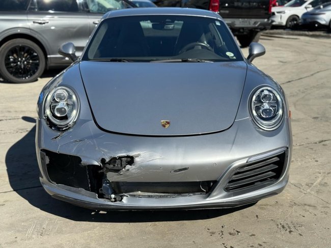 Salvage 2019 Porsche 911 Carrera S in Silver