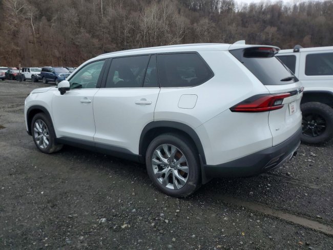 Salvage 2026 Toyota Grand Highlander Limited in Белый