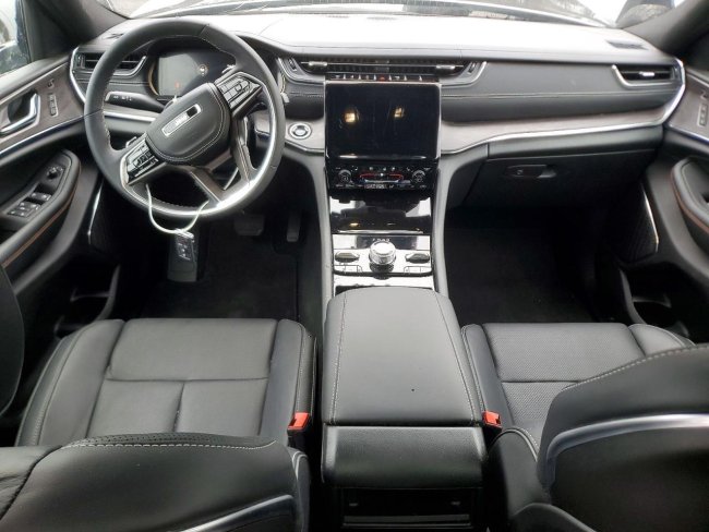 Salvage 2025 Jeep Grand Cherokee Overland in Черный