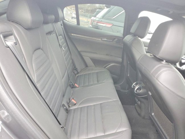 Salvage 2023 Alfa Romeo Quadrifoglio in Gray