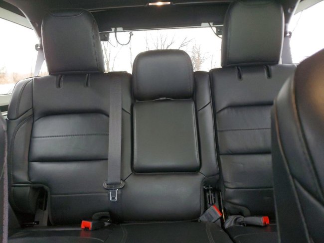 Salvage 2022 Jeep Wrangler Unlimited Sahara in Белый