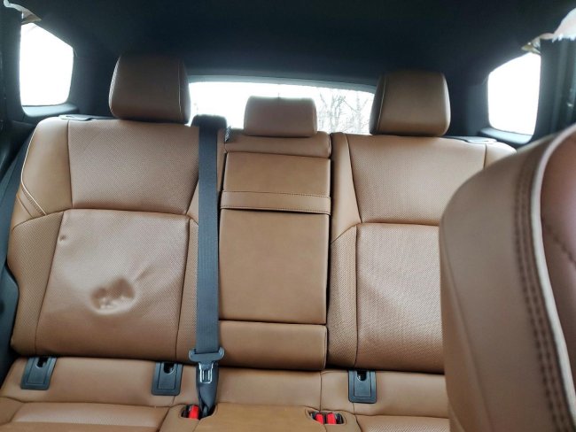 Salvage 2025 Toyota Crown Signia Xle in Белый