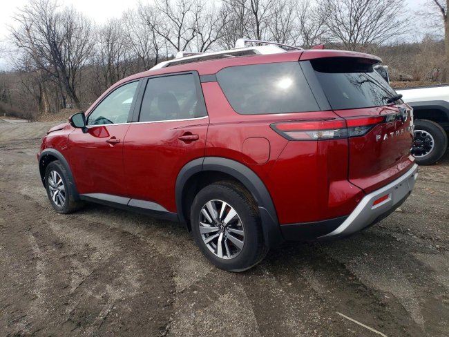 Salvage 2024 Nissan Pathfinder  in Бордовый