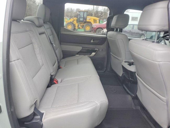 Salvage 2025 Toyota Tundra Limited in Green