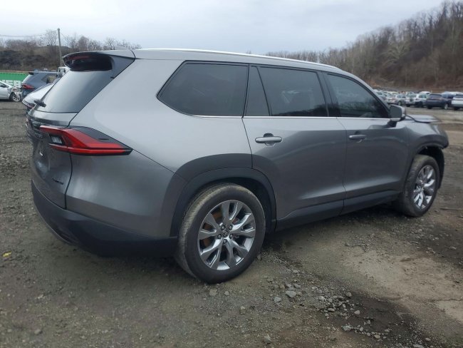 Salvage 2025 Toyota Grand Highlander Limited in Серый