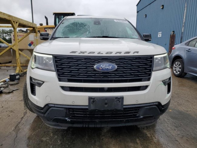 Salvage 2019 Ford Explorer Sport in White