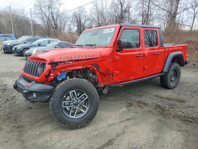 Salvage 2026 Jeep Gladiator Mojave in Red