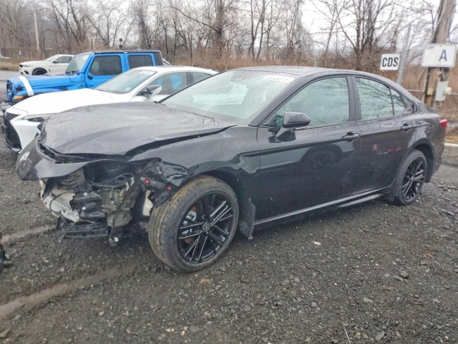 Salvage 2026 Toyota Camry Se in Black