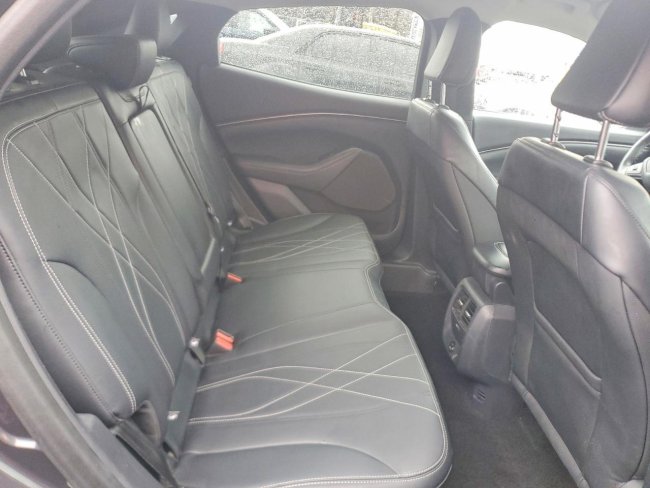 Salvage 2022 Ford Mustang Mach-e Select in Black