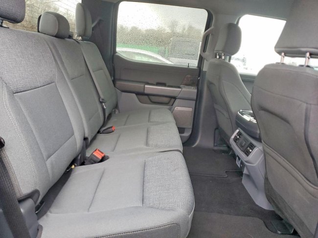 Salvage 2024 Ford F150 Lightning Xlt in Blue