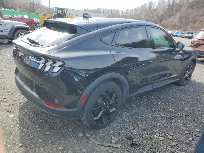 Salvage 2024 Ford Mustang Mach-e Select in Black