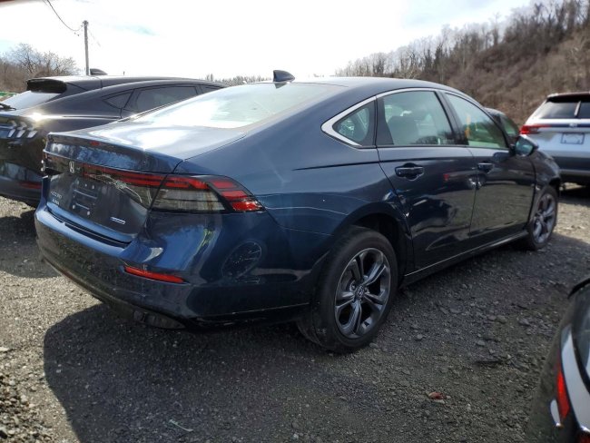 Salvage 2025 Honda Accord Hybrid Exl in Blue