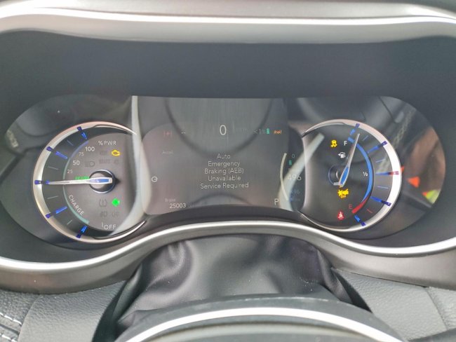 Salvage 2024 Chrysler Pacifica Hybrid Select in Gray