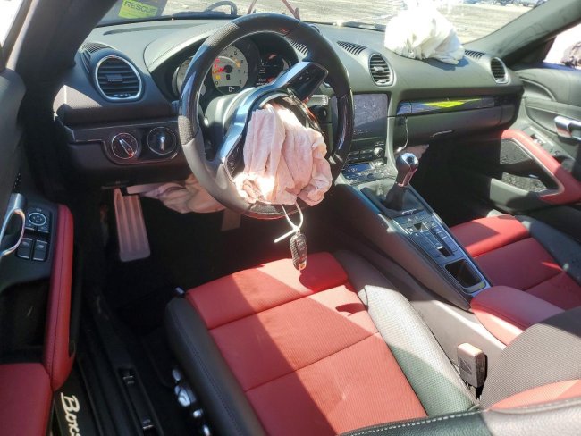 Salvage 2025 Porsche Boxster S in Gray