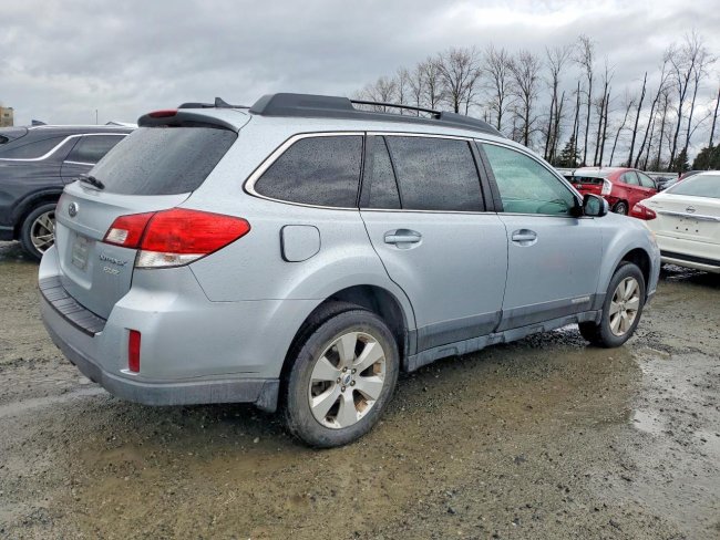 Salvage 2012 Subaru Outback Limited in Silver