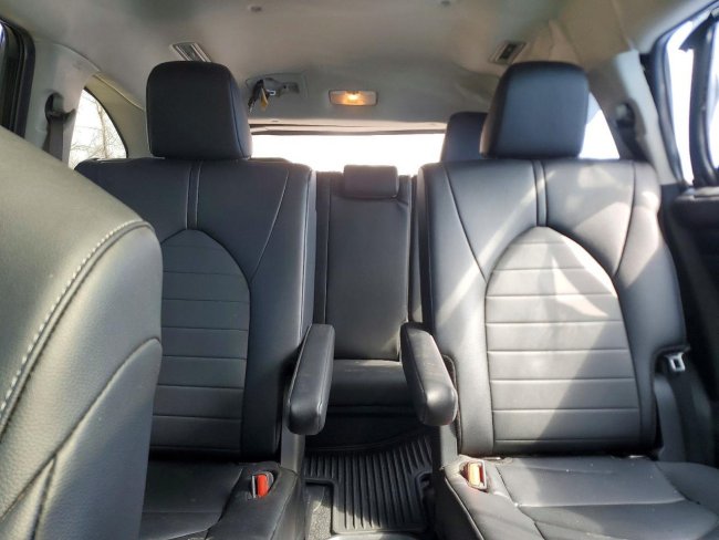 Salvage 2024 Toyota Highlander Xle in Black