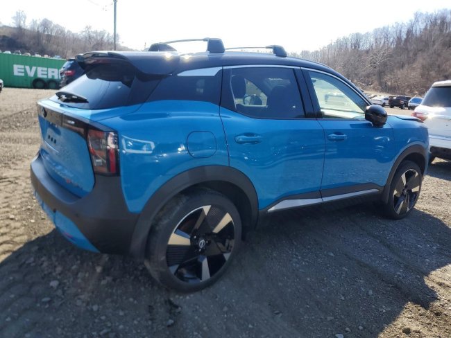 Salvage 2026 Nissan Kicks Sr in Blue