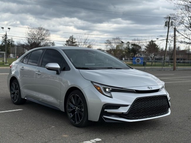 Salvage 2024 Toyota Corolla Le in Silver