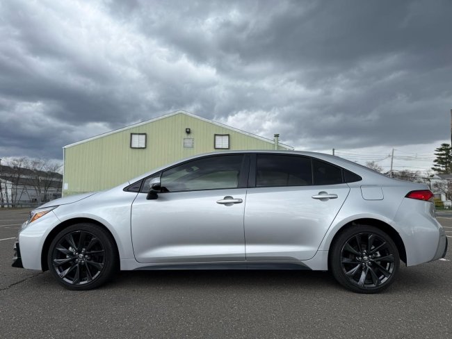 Salvage 2024 Toyota Corolla Le in Silver
