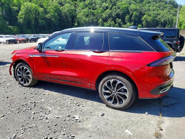 Salvage 2025 Lincoln Nautilus  in Burgundy