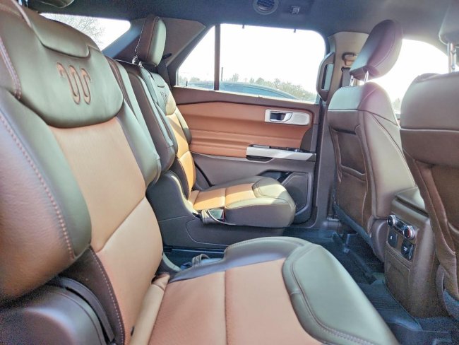 Salvage 2022 Ford Explorer King Ranch in Black