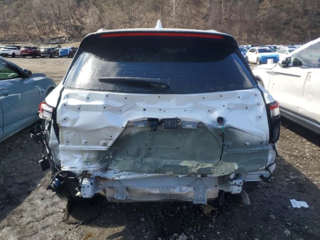 Salvage 2025 Toyota Crown Signia Limited in Белый