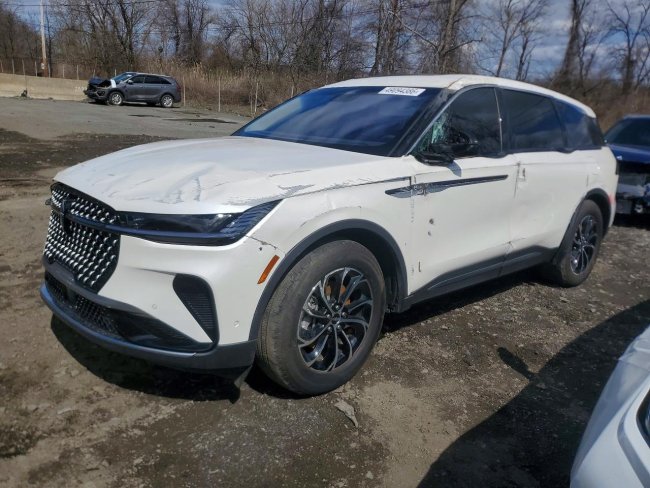 Salvage 2024 Lincoln Nautilus Premiere in Белый