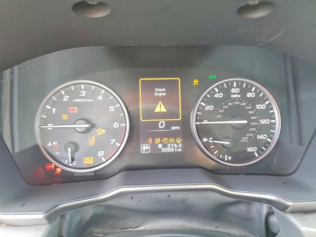 Salvage 2025 Subaru Outback Onyx Edition in Белый