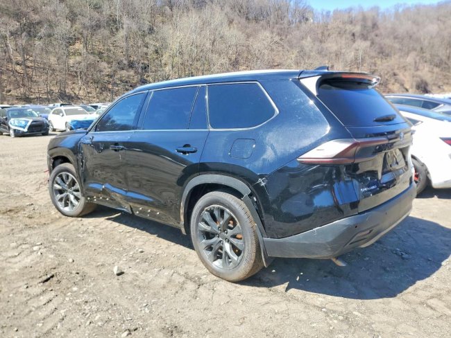 Salvage 2026 Toyota Grand Highlander Hybrid Limited in Black