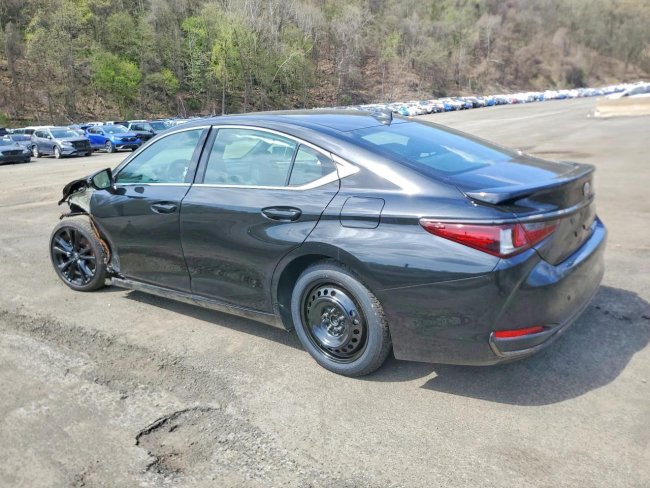 Salvage 2024 Lexus Es 300h F Sport in Black