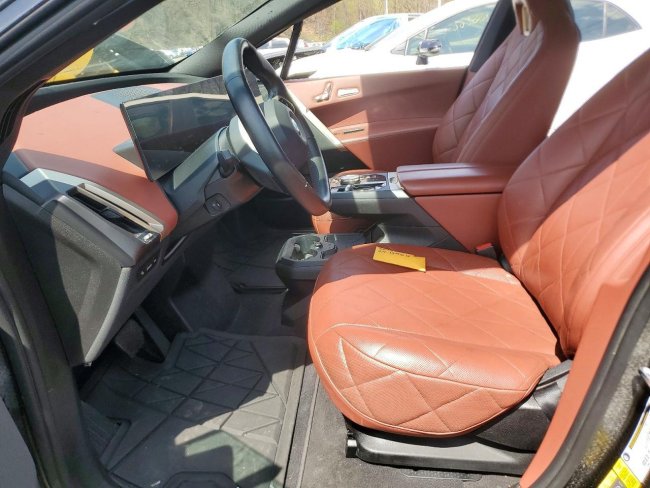 Salvage 2024 Bmw Ix Xdrive50 in Black