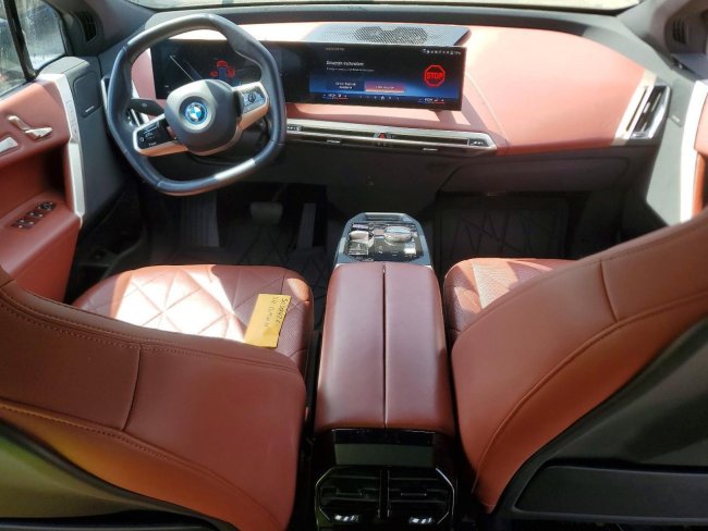 Salvage 2024 Bmw Ix Xdrive50 in Black