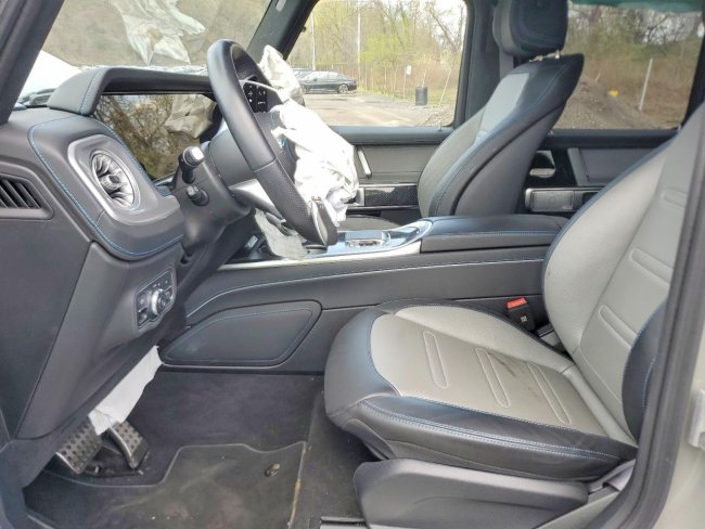 Salvage 2025 Mercedes-benz G 580e  in Gray