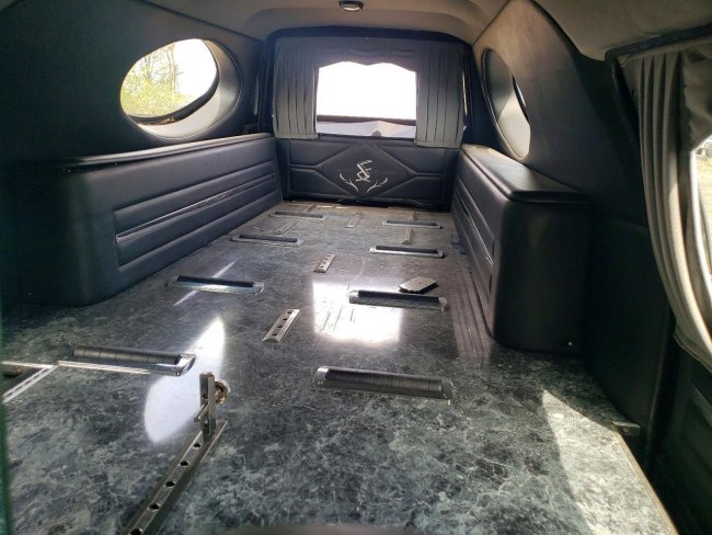 Salvage 2003 Cadillac Commercial Hearse in Black