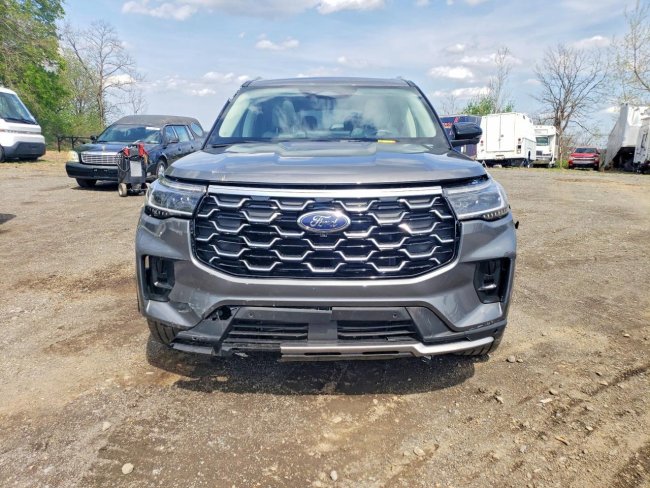 Salvage 2025 Ford Explorer Platinum in Gray